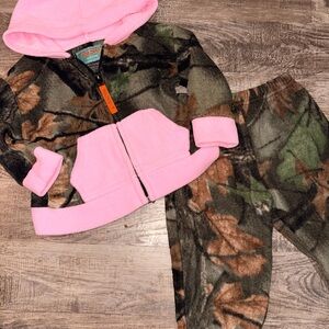 Kids Pink and Camouflage Fleece Set